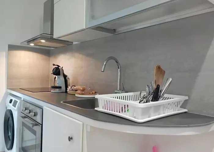 Dimora Iosto شقة ساساري