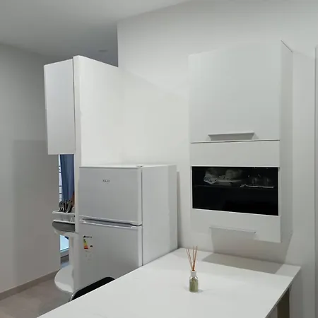 Dimora Iosto アパート サッサリ